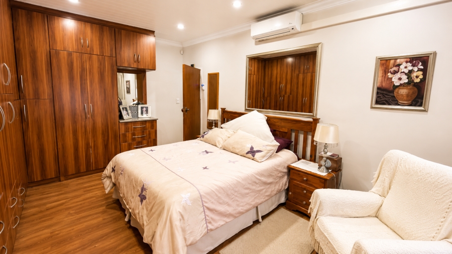 3 Bedroom Property for Sale in Flamwood North West